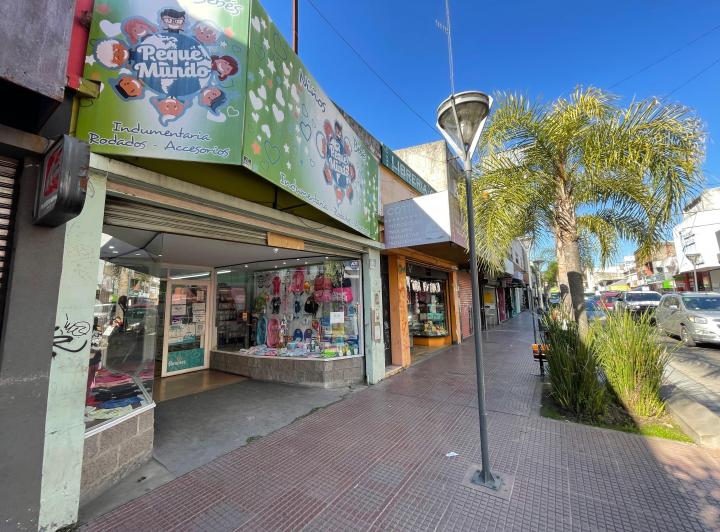 Local comercial · 110m²
