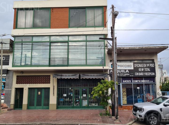 Local comercial · 700m² · 2 Cocheras