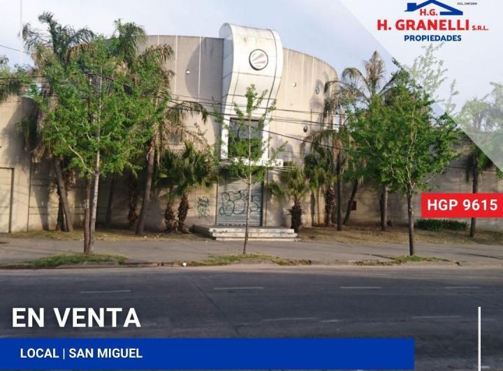 Local comercial · 1600m²