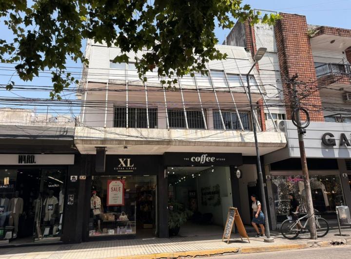 Local comercial · 495m² · 4 Ambientes