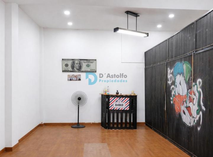 Local comercial · 84m²