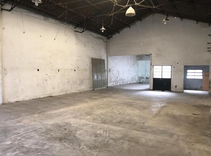 Local comercial · 320m² · 1 Ambiente