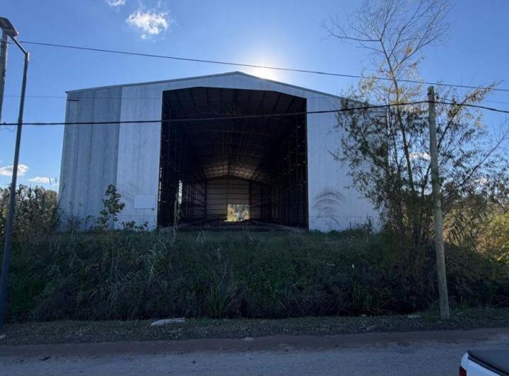 Bodega-Galpón · 1350m²