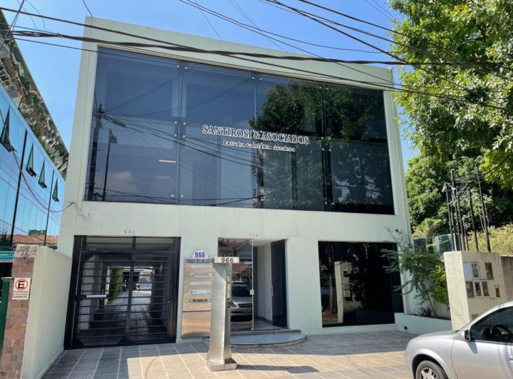 Oficina comercial · 150m² · 2 Cocheras