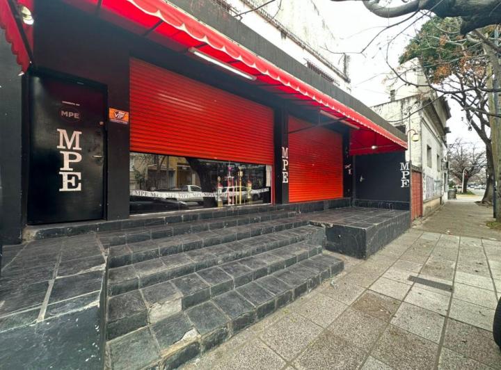 Local comercial · 90m²