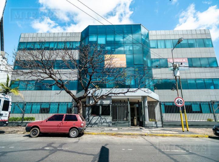 Oficina comercial · 415m² · 8 Cocheras