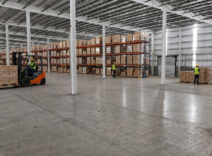 Depósito · 15922m²