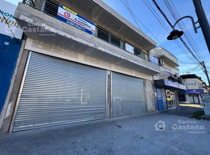 Local comercial · 160m² · 2 Ambientes · 1 Cochera