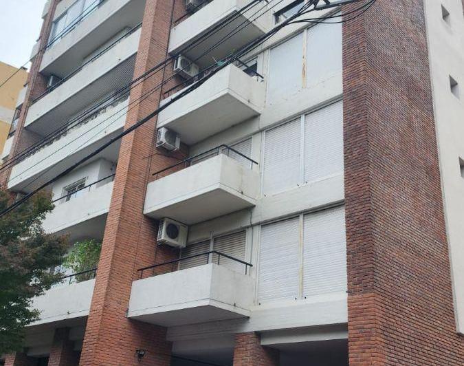 Departamento · 50m² · 2 Ambientes · 1 Cochera