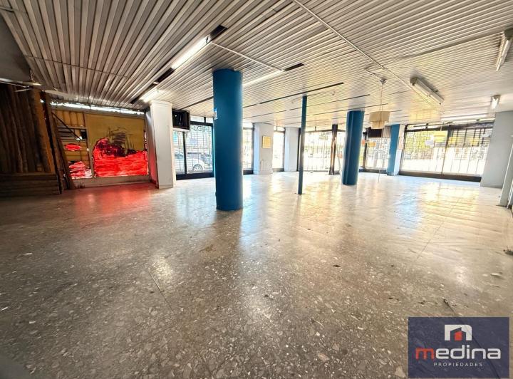 Local comercial · 354m²