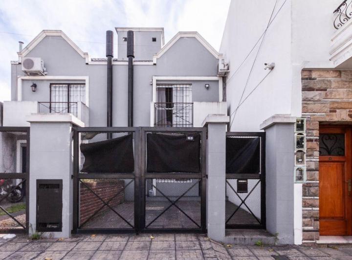 Casa · 125m² · 4 Ambientes · 1 Cochera