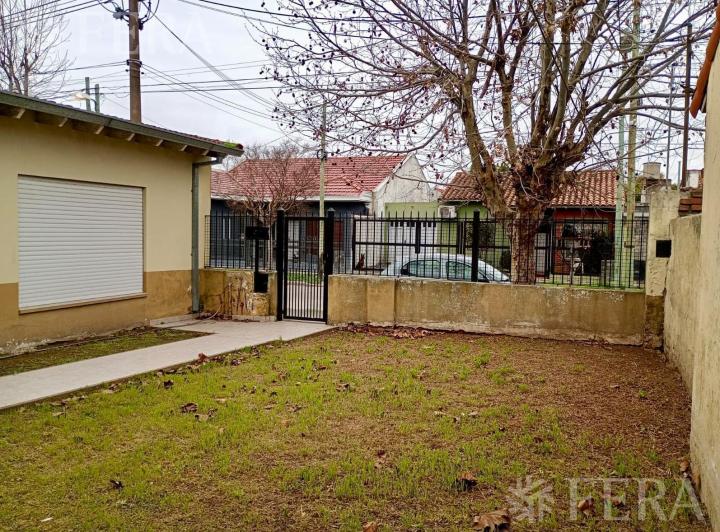 Casa · 110m² · 3 Ambientes · 2 Cocheras