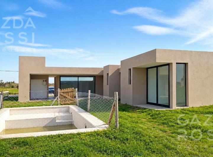 Casa · 156m² · 4 Ambientes · 3 Cocheras