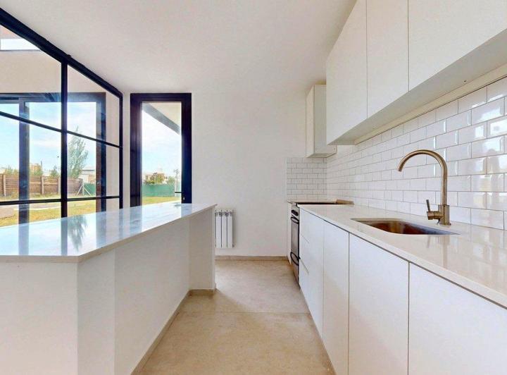 Casa · 134m² · 5 Ambientes · 1 Cochera