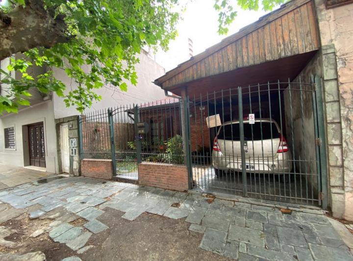 Casa · 182m² · 4 Ambientes · 1 Cochera
