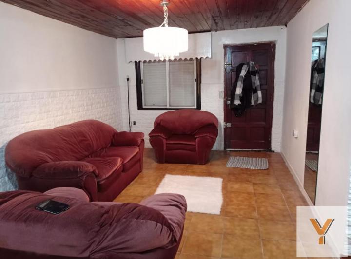 Casa · 100m² · 3 Ambientes · 2 Cocheras