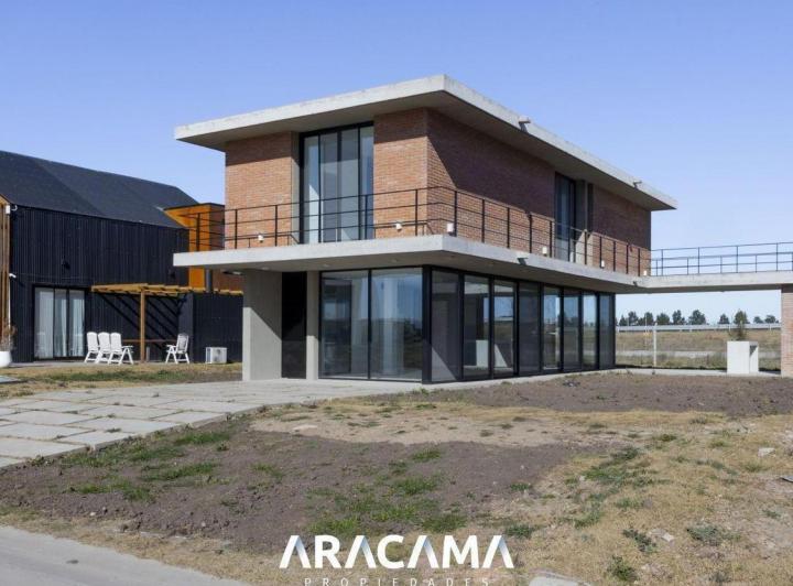 Casa · 163m² · 4 Ambientes