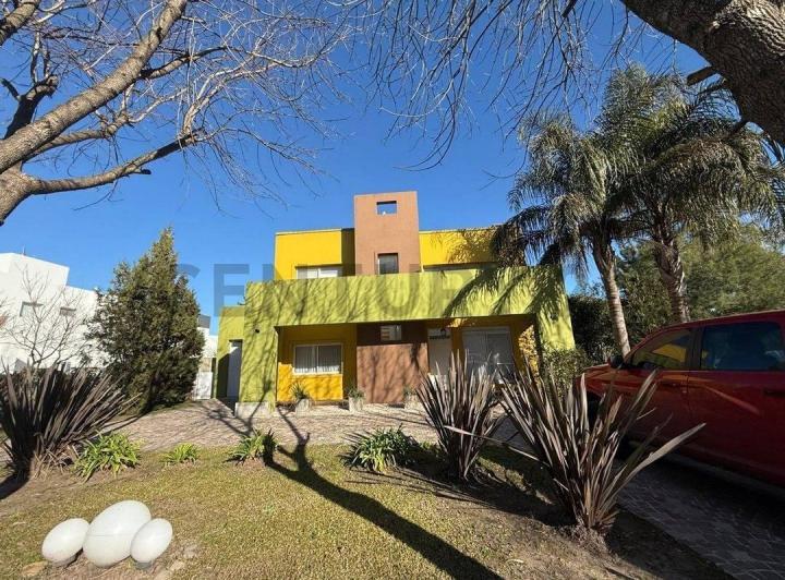 Casa · 160m² · 4 Ambientes