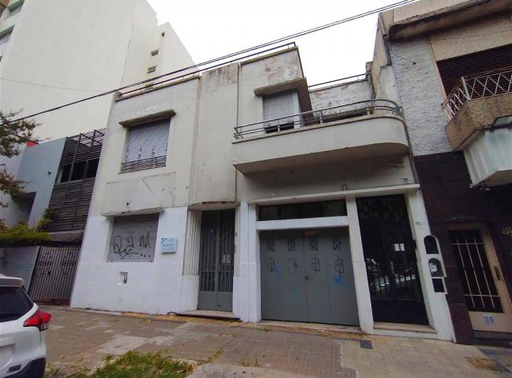 Casa · 104m² · 5 Ambientes