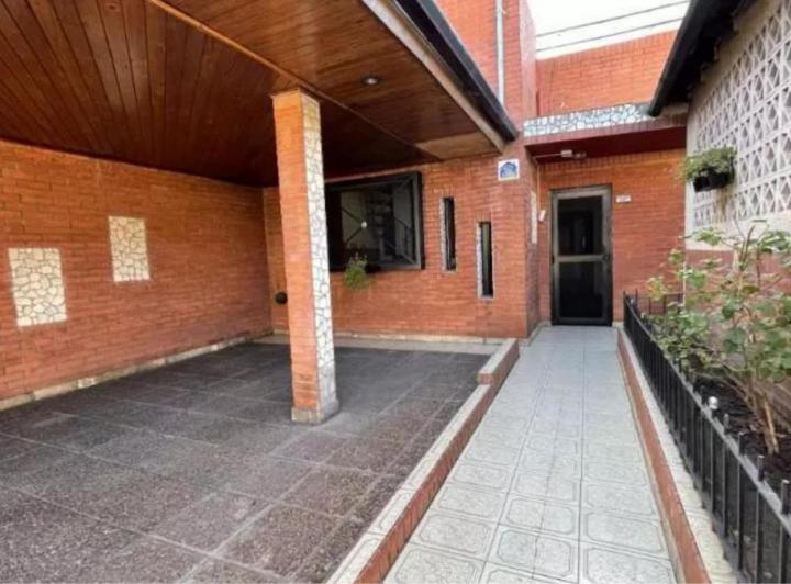 Casa · 140m² · 4 Ambientes