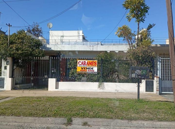 Casa · 150m² · 4 Ambientes · 1 Cochera