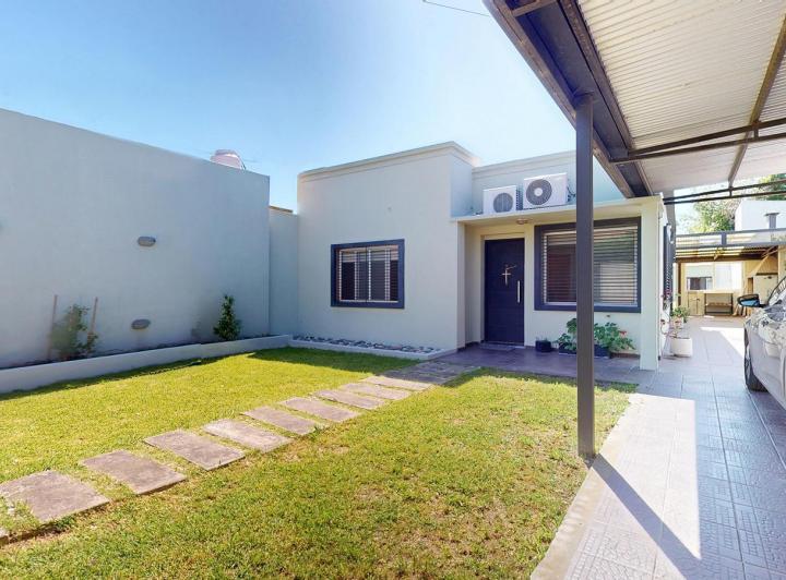 Casa · 172m² · 5 Ambientes · 3 Cocheras