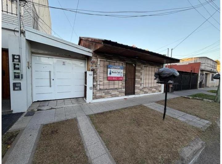 Casa · 70m² · 3 Ambientes · 1 Cochera
