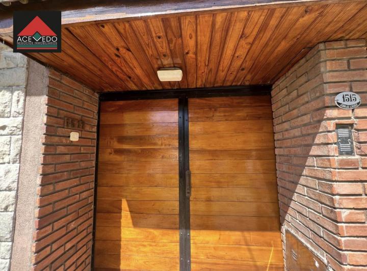 Casa · 54m² · 2 Ambientes · 1 Cochera