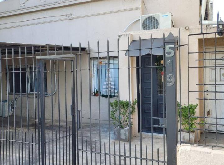 Casa · 1m² · 3 Ambientes · 1 Cochera