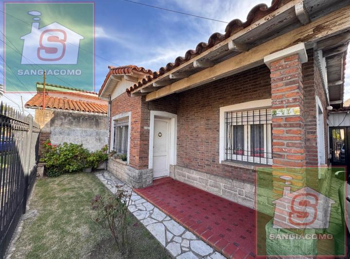 Casa · 120m² · 3 Ambientes · 3 Cocheras