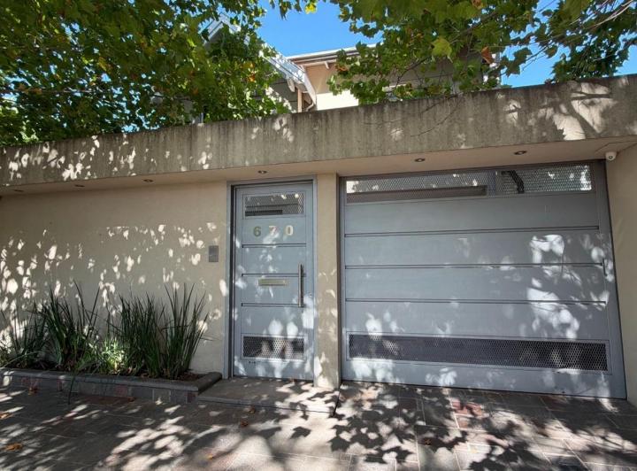 Casa · 124m² · 5 Ambientes · 2 Cocheras