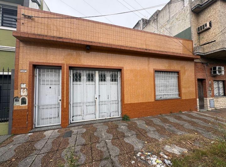 Casa · 120m² · 4 Ambientes · 2 Cocheras