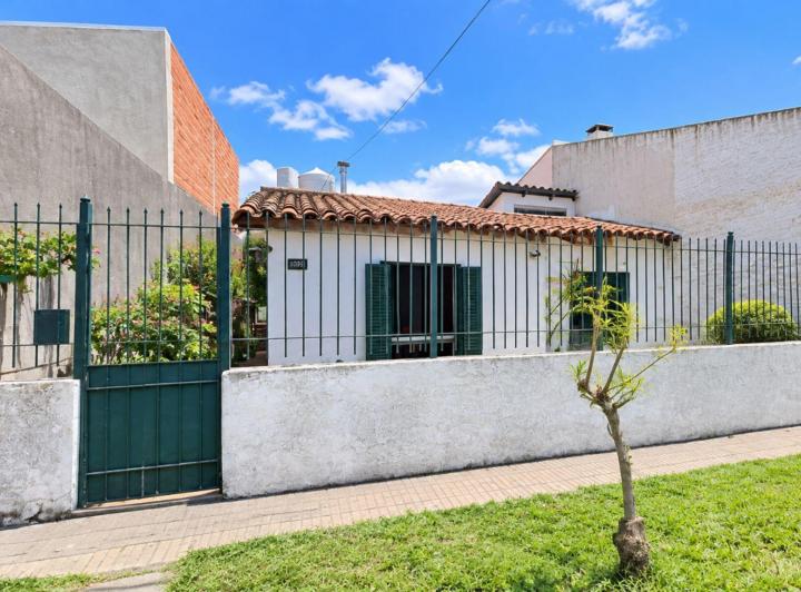 Casa · 63m² · 4 Ambientes · 1 Cochera