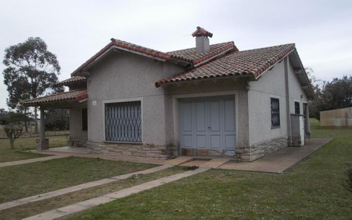 Casa · 124m² · 3 Ambientes · 10 Cocheras