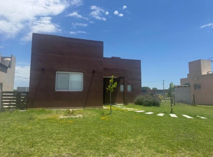 Casa · 50m² · 3 Ambientes · 1 Cochera