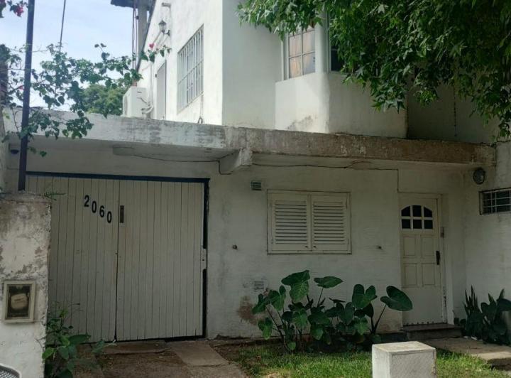 Casa · 170m² · 4 Ambientes · 1 Cochera