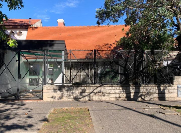 Casa · 213m² · 4 Ambientes · 1 Cochera