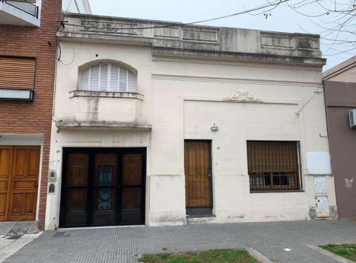 Casa · 100m² · 4 Ambientes · 1 Cochera