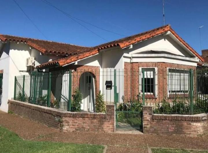 Casa · 192ha · 3 Ambientes · 2 Cocheras