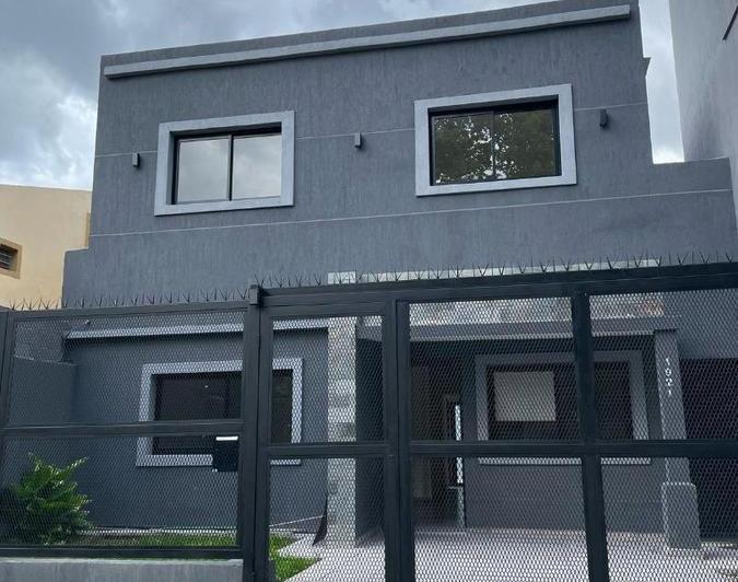 Casa · 150m² · 4 Ambientes · 1 Cochera