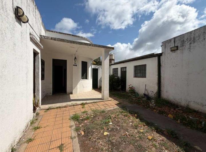 Casa · 111m² · 3 Ambientes · 1 Cochera