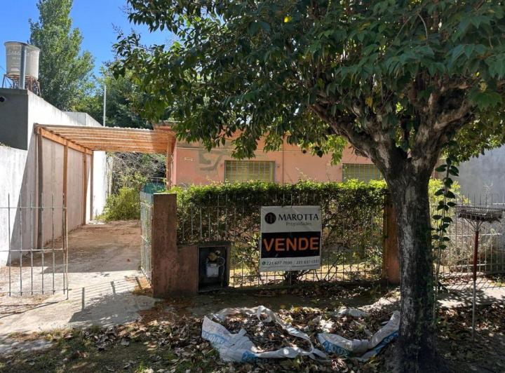Casa · 50m² · 2 Ambientes · 2 Cocheras