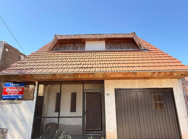Casa · 183m² · 4 Ambientes · 1 Cochera