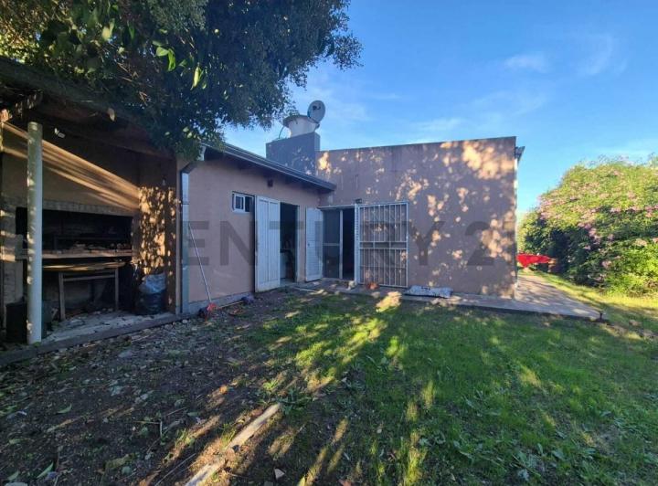 Casa · 56m² · 5 Ambientes · 1 Cochera