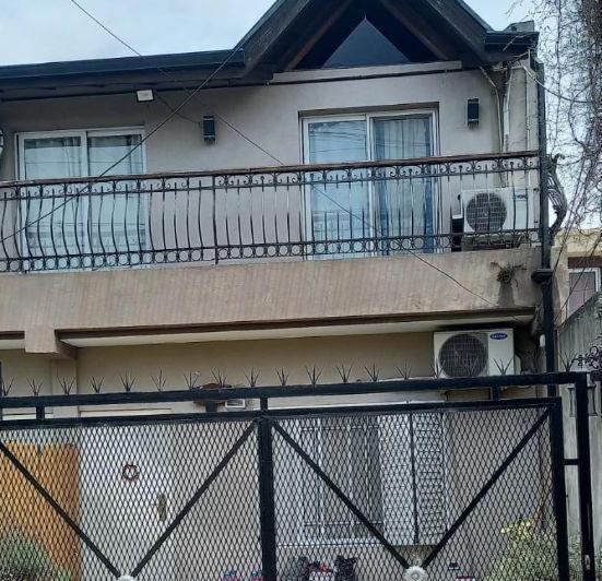 Casa · 80m² · 4 Ambientes · 1 Cochera