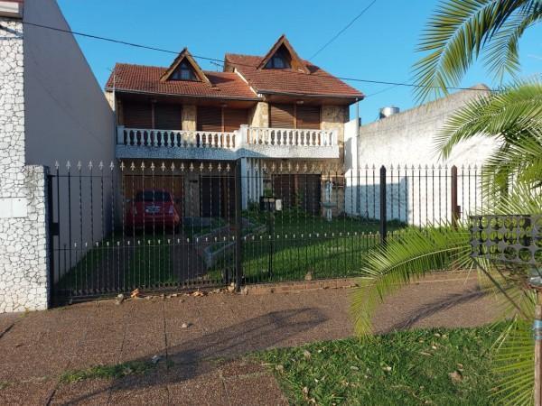 Casa · 210m²