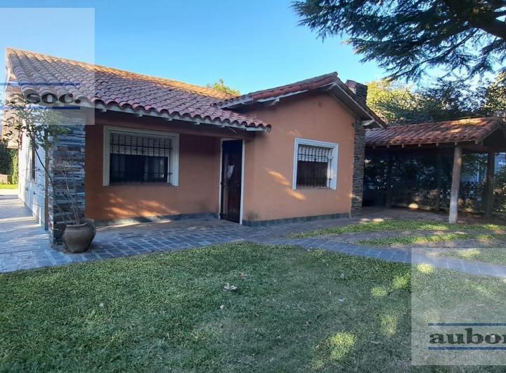 Casa · 141m² · 5 Ambientes · 2 Cocheras