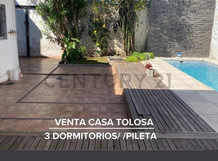 Casa · 131m² · 4 Ambientes · 2 Cocheras