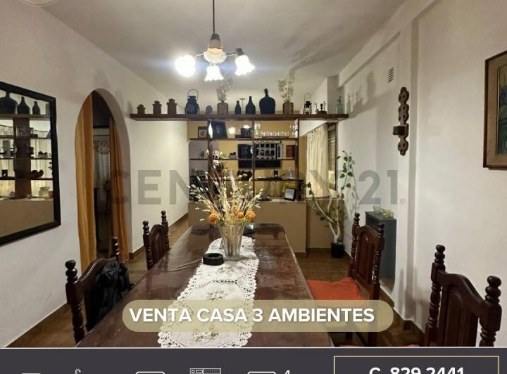 Casa · 73m² · 3 Ambientes · 4 Cocheras