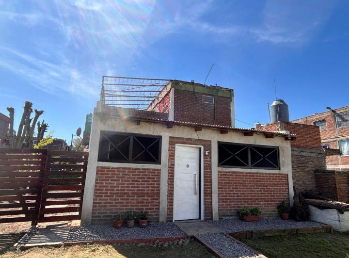 Casa · 60m² · 3 Ambientes · 1 Cochera